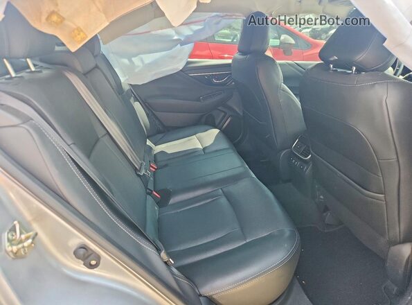 4S3BWAL61L3024906 2020 SUBARU LEGACY Silver Widok tylnych siedzeń