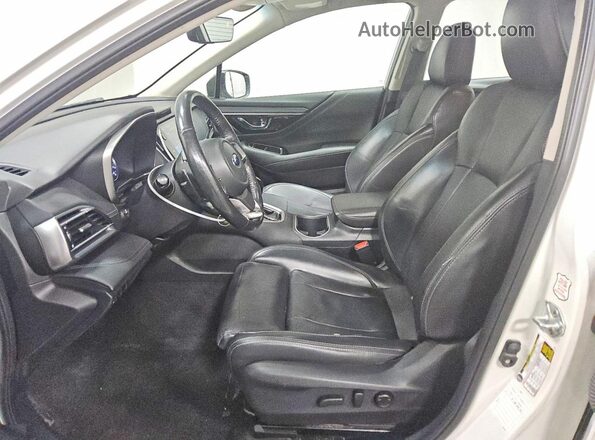 4S3BWAN60M3010378 2021 SUBARU LEGACY White Front interior view