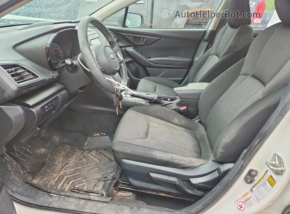 4S3GKAA64J3606015 2018 SUBARU IMPREZA White Widok wnętrza z przodu