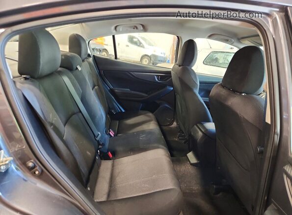 4S3GKAA65J3616651 2018 SUBARU IMPREZA Gray Հետևի նստատեղերի տեսք