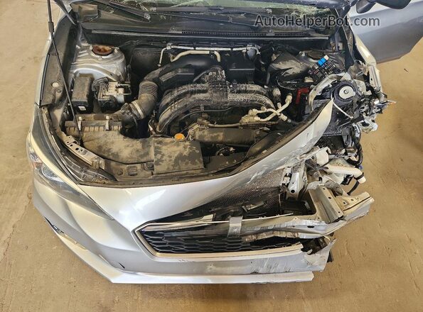 4S3GKAA67J3609264 2018 SUBARU IMPREZA Blue Սալոնի հետևի տեսք