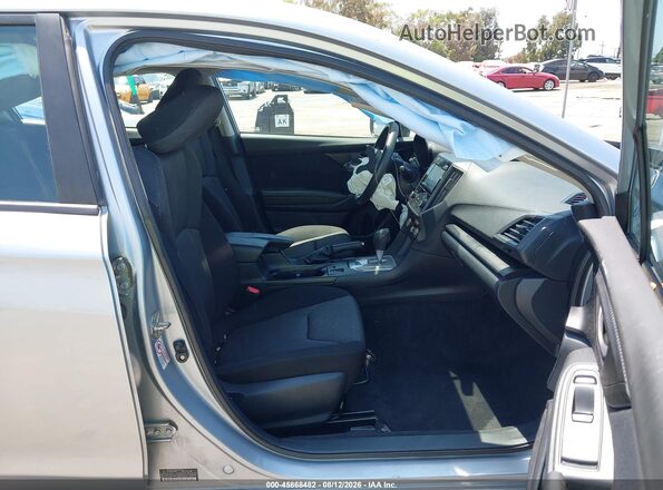 4S3GKAA68K3608948 2019 SUBARU IMPREZA Silver წინა სალონის ხედი