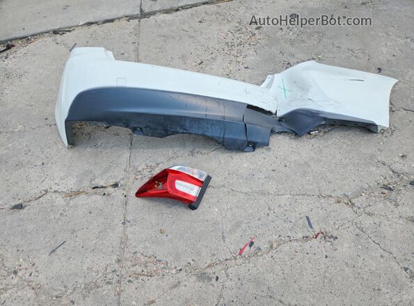 4S3GKAK66H3601407 2017 SUBARU IMPREZA White Vista del compartimento del motor