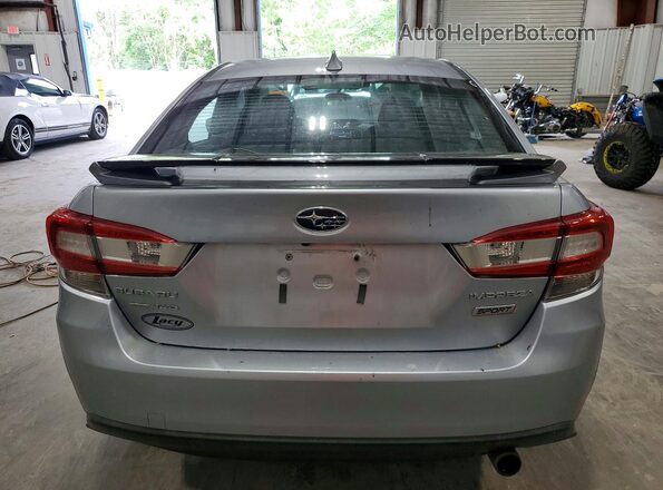 4S3GKAM61J3605996 2018 SUBARU IMPREZA Gray უკანა ხედი