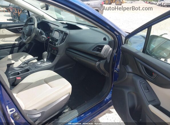 4S3GTAA60H3754072 2017 SUBARU IMPREZA Blue Widok wnętrza z przodu
