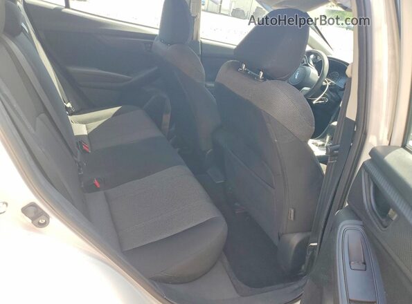 4S3GTAA60K3753060 2019 SUBARU IMPREZA White Вид задніх сидінь