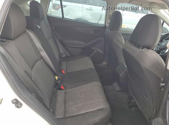 4S3GTAA61H3724157 2017 SUBARU IMPREZA White Vista de los asientos traseros