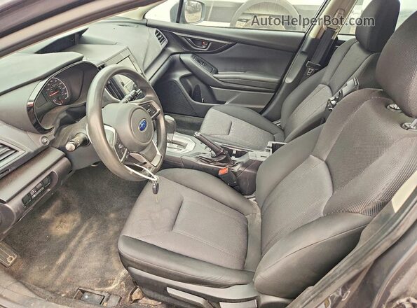 4S3GTAA62J3721905 2018 SUBARU IMPREZA Серый Вид салона спереди
