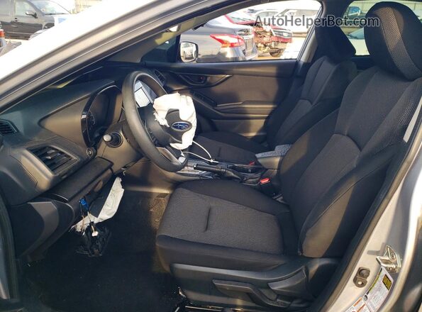 4S3GTAA67K3757445 2019 SUBARU IMPREZA Silver Widok wnętrza z przodu
