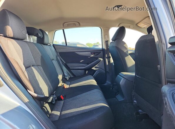 4S3GTAA68J3717535 2018 SUBARU IMPREZA Silver უკანა სავარძლების ხედი