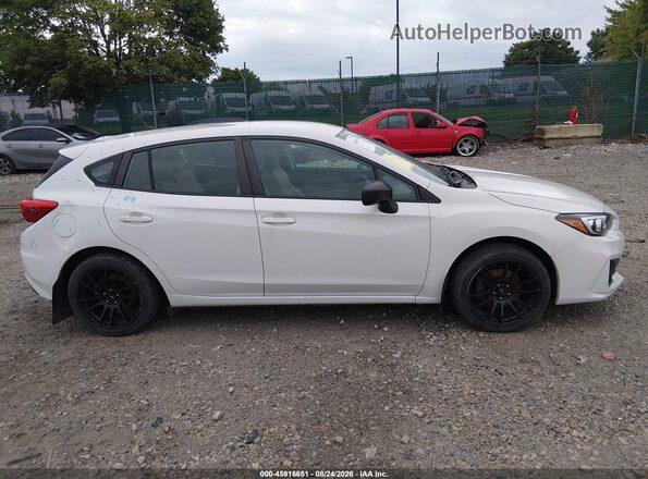 4S3GTAB65K3739976 2019 SUBARU IMPREZA Белый Вид задней части салона