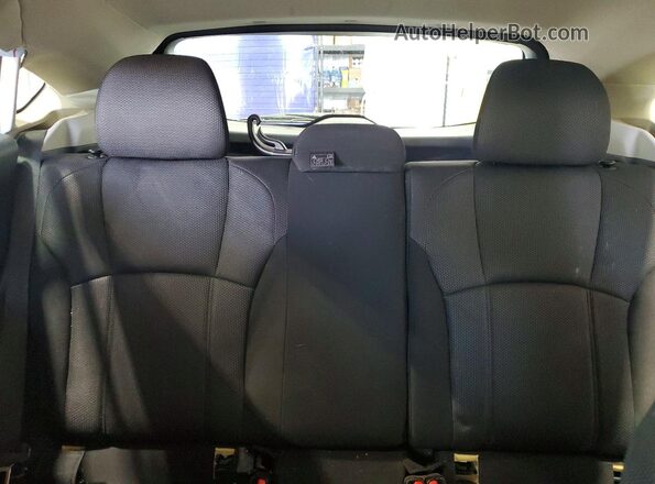 4S3GTAB66J3725454 2018 SUBARU IMPREZA Silver Widok tylnych siedzeń