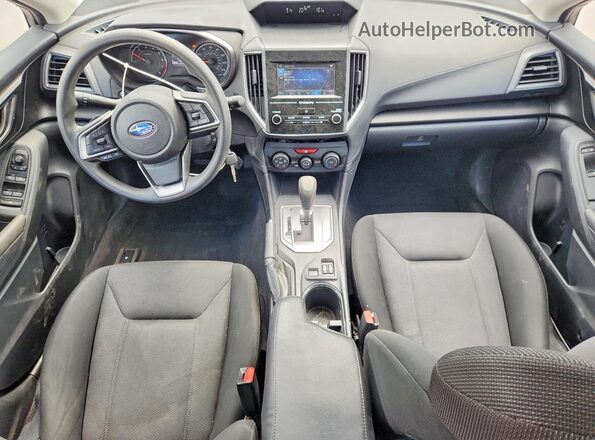 4S3GTAB6XJ3719902 2018 SUBARU IMPREZA Серый Вид панели приборов