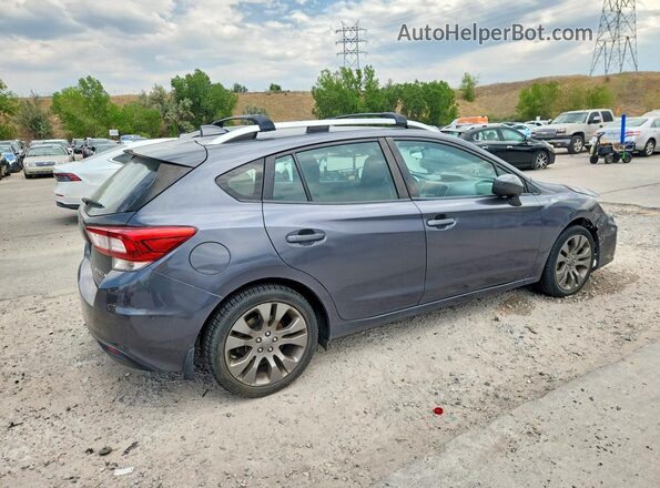 4S3GTAB6XJ3719902 2018 SUBARU IMPREZA Серый Задняя правая четверть