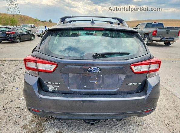 4S3GTAB6XJ3719902 2018 SUBARU IMPREZA Серый Вид сзади