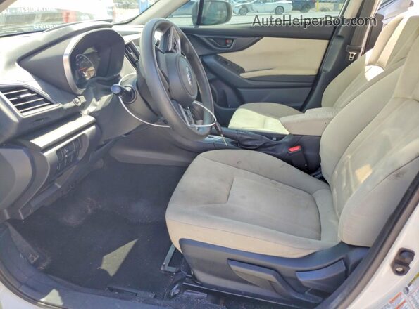 4S3GTAC64K3741071 2019 SUBARU IMPREZA White Widok wnętrza z przodu