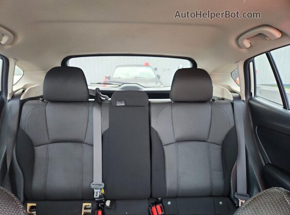 4S3GTAC67K3732509 2019 SUBARU IMPREZA White Vista de los asientos traseros