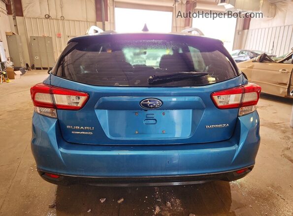 4S3GTAC68K3751067 2019 SUBARU IMPREZA Blue Widok z tyłu