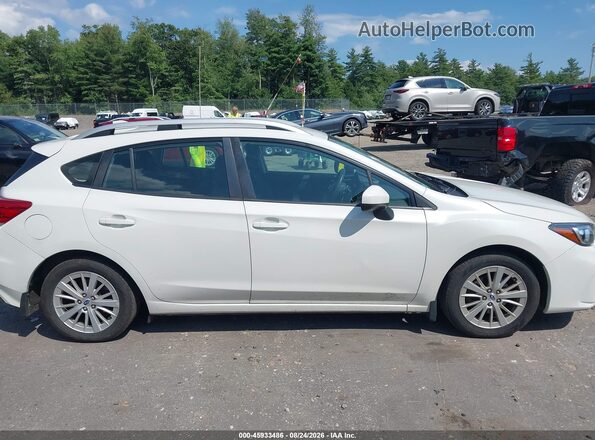 4S3GTAD60H3714974 2017 SUBARU IMPREZA White Вид задньої частини салону