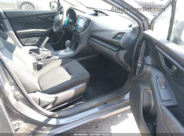 4S3GTAD62H3736569 2017 SUBARU IMPREZA Black Widok wnętrza z przodu
