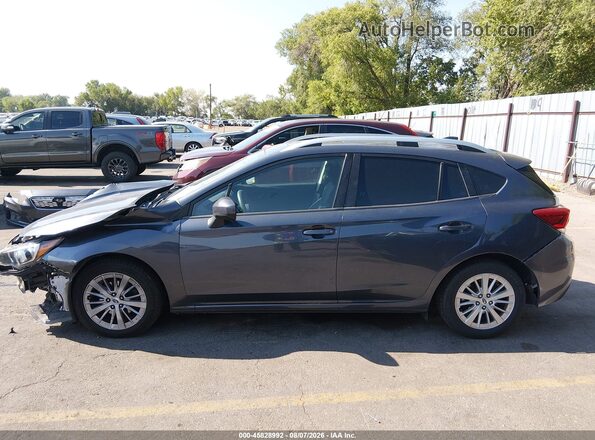 4S3GTAD62H3736569 2017 SUBARU IMPREZA Black 