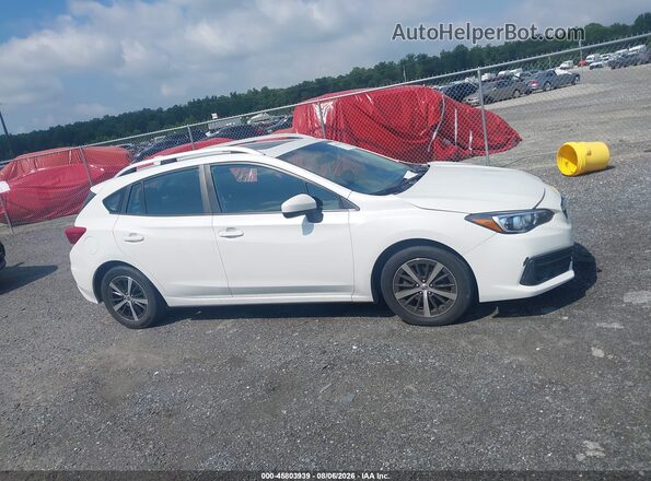 4S3GTAD62L3710546 2020 SUBARU IMPREZA White Vista interior trasera