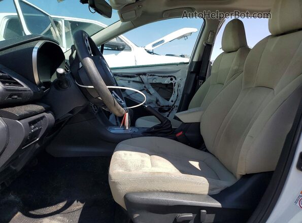 4S3GTAD63L3720356 2020 SUBARU IMPREZA White Вид салону спереду