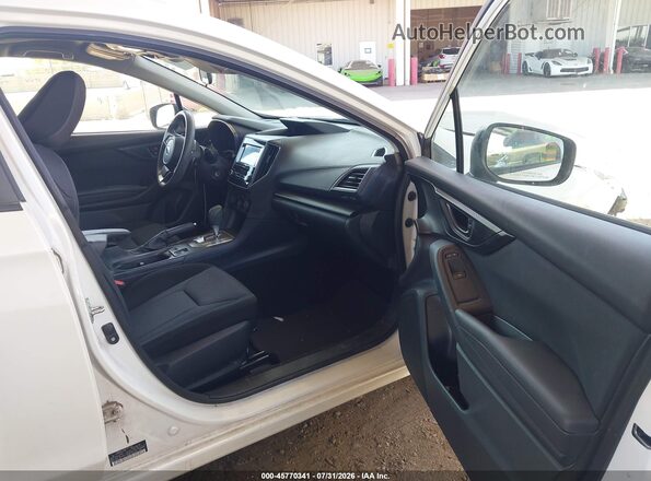 4S3GTAD65J3741089 2018 SUBARU IMPREZA White Սալոնի դիմացի տեսք