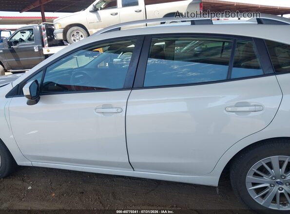 4S3GTAD65J3741089 2018 SUBARU IMPREZA White 