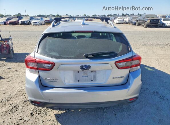 4S3GTAD65N3726176 2022 SUBARU IMPREZA Silver Widok z tyłu