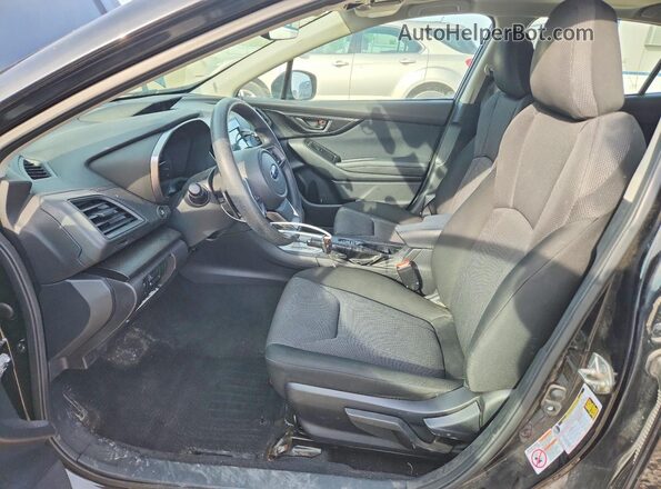 4S3GTAD67H3734249 2017 SUBARU IMPREZA Черный Вид салона спереди