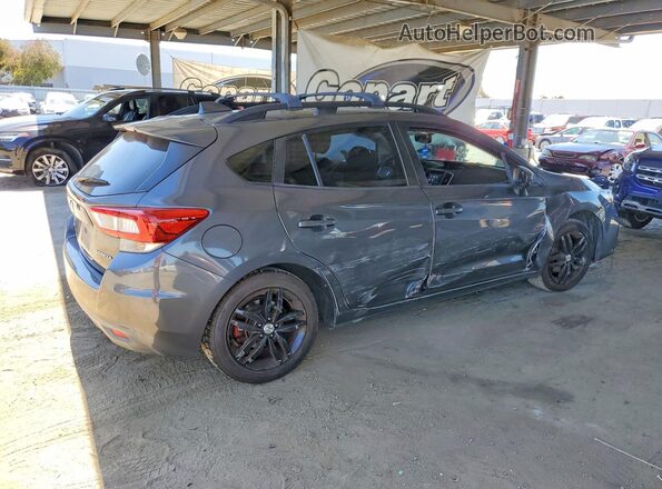 4S3GTAD67J3700835 2018 SUBARU IMPREZA Gray Trasero derecho
