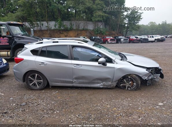 4S3GTAD69N3726987 2022 SUBARU IMPREZA Gray Vista interior trasera