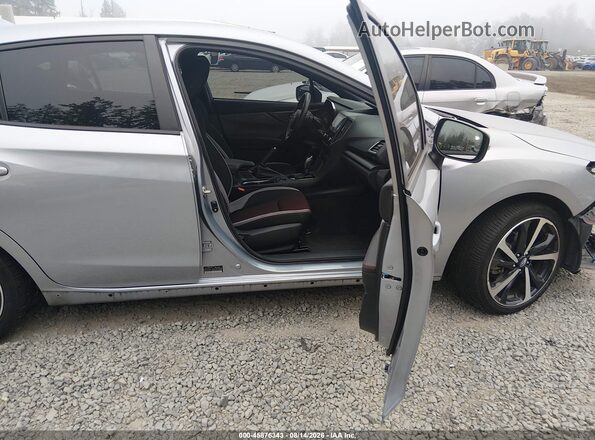 4S3GTAM67L3724006 2020 SUBARU IMPREZA Серебряный Вид салона спереди
