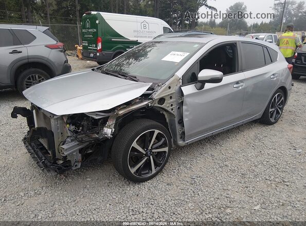 4S3GTAM67L3724006 2020 SUBARU IMPREZA Серебряный Передняя левая четверть
