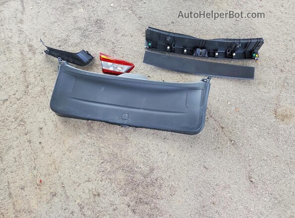 4S3GTAT65K3711092 2019 SUBARU IMPREZA Черный Вид подкапотного пространства