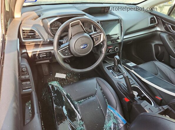 4S3GTAT67J3703946 2018 SUBARU IMPREZA White Առջևի վահանակի տեսք