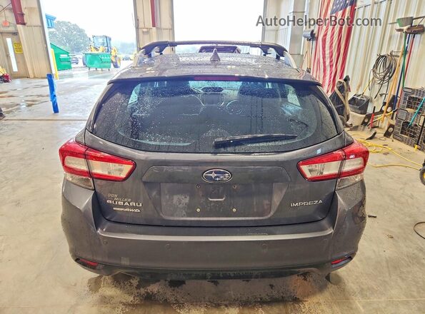 4S3GTAT67J3723548 2018 SUBARU IMPREZA Серый Вид сзади