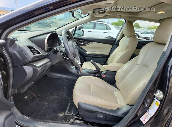 4S3GTAU64H3703377 2017 SUBARU IMPREZA Black Vista interior delantera