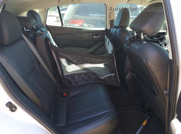 4S3GTAU65K3751963 2019 SUBARU IMPREZA White Widok tylnych siedzeń