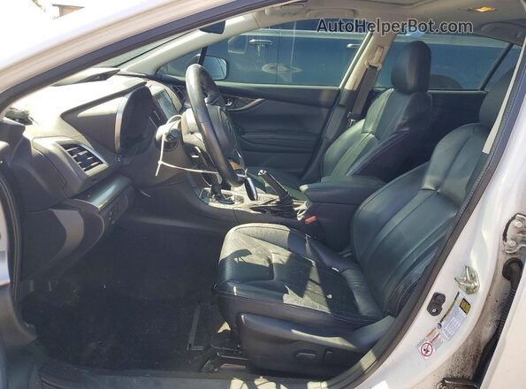 4S3GTAU67H3712820 2017 SUBARU IMPREZA White Widok wnętrza z przodu