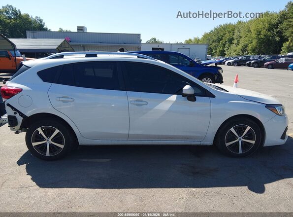 4S3GTAV62N3707339 2022 SUBARU IMPREZA White Սալոնի 360 աստիճան տեսք