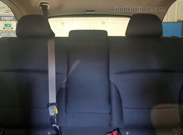 4S4BSAAC0G3241689 2016 SUBARU OUTBACK Silver უკანა სავარძლების ხედი