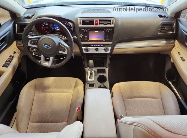 4S4BSAAC2H3289499 2017 SUBARU OUTBACK Silver Widok deski rozdzielczej