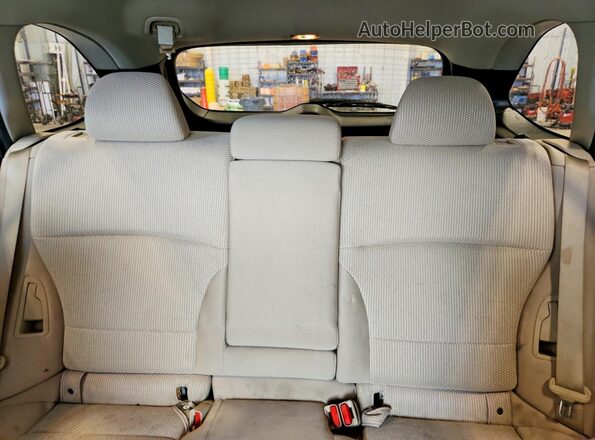 4S4BSAAC2H3289499 2017 SUBARU OUTBACK Silver Widok tylnych siedzeń