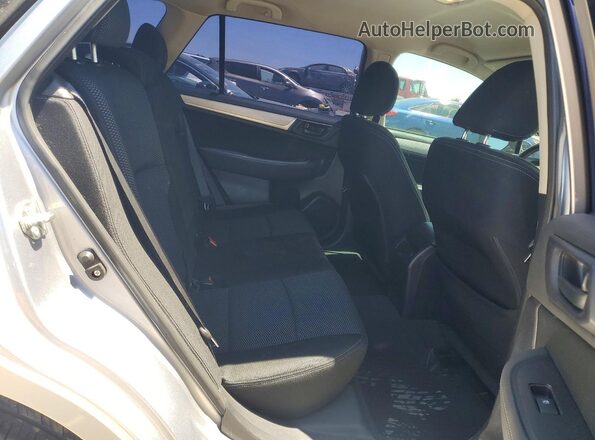 4S4BSAAC4H3371024 2017 SUBARU OUTBACK Silver Вид задніх сидінь