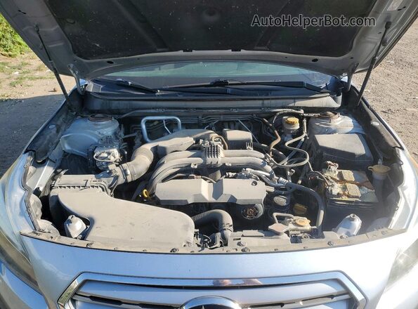 4S4BSAAC6H3275069 2017 SUBARU OUTBACK Silver ძრავის განყოფილების ხედი