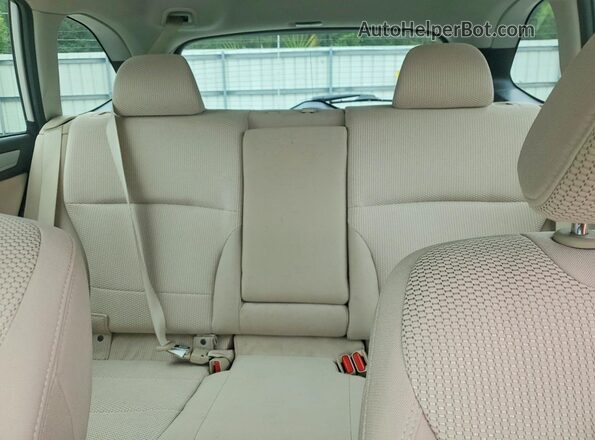 4S4BSABC0K3329035 2019 SUBARU OUTBACK White Rear seats view