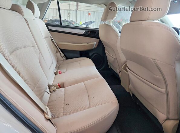 4S4BSABC4K3340913 2019 SUBARU OUTBACK White Widok wnętrza z tyłu