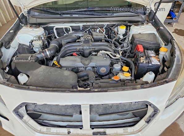 4S4BSABC4K3340913 2019 SUBARU OUTBACK White Widok komory silnika